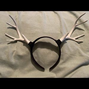 White deer antler headband